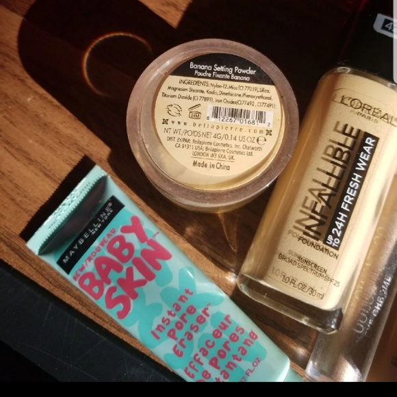 Makeup bundle!!! - Picture 4 of 5